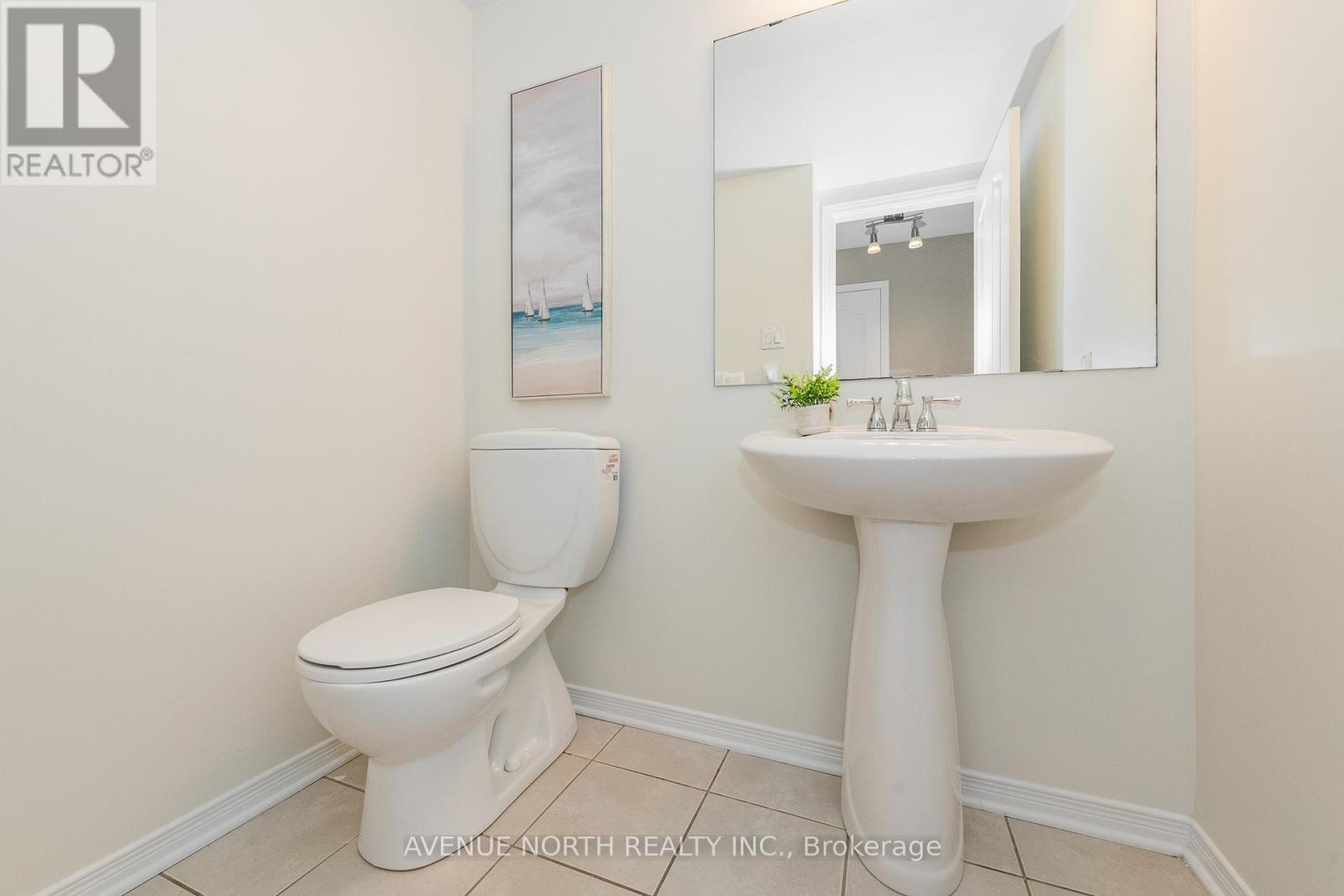 Photo 15 of 283 Stroget Private, Ottawa ON