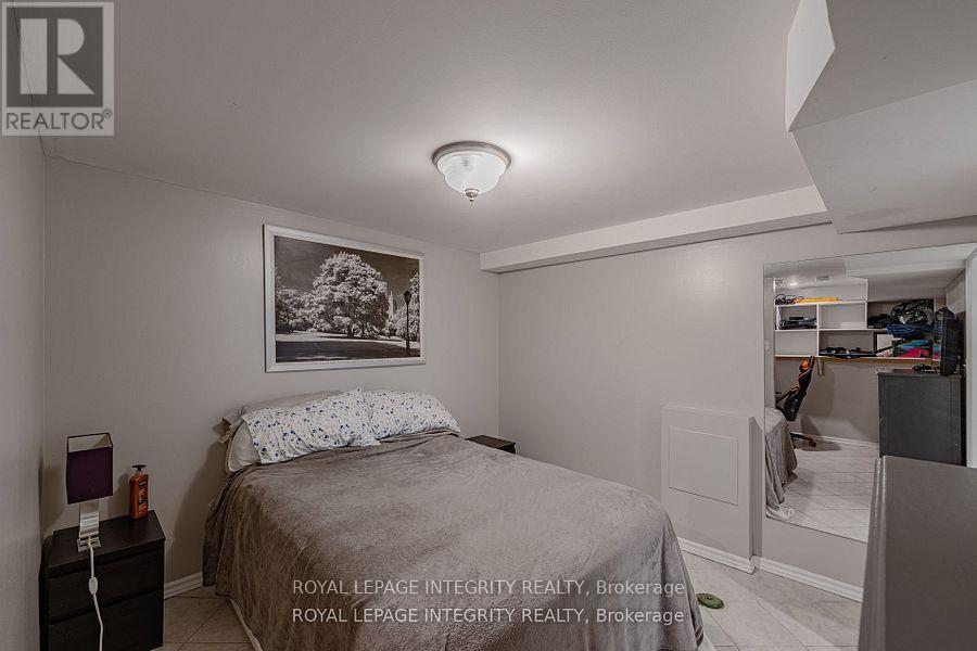 Photo 36 of 1695 Gage Crescent N, Ottawa ON