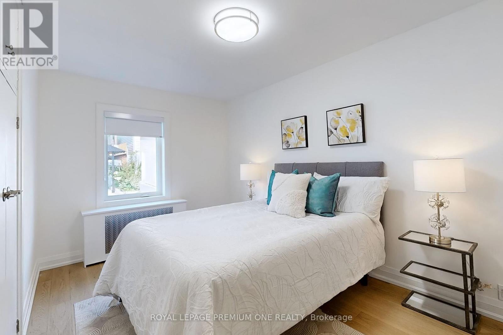 Photo 20 of 106 Cameron Avenue, Toronto ON