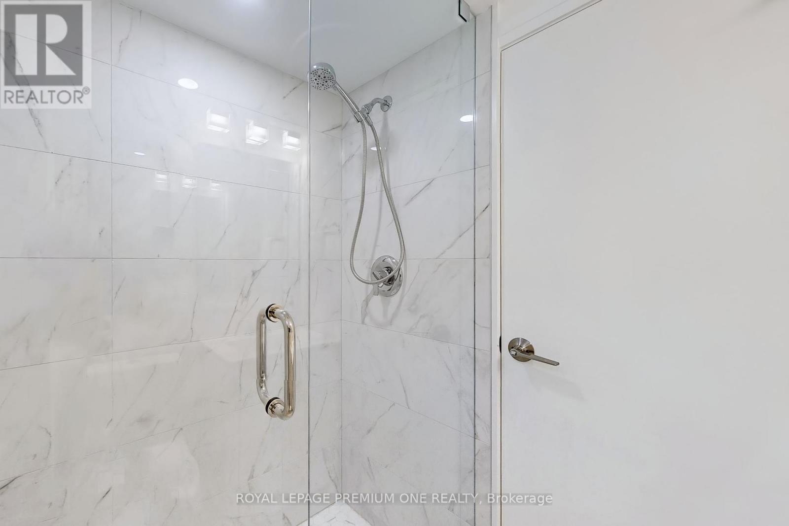 Photo 21 of 106 Cameron Avenue, Toronto ON