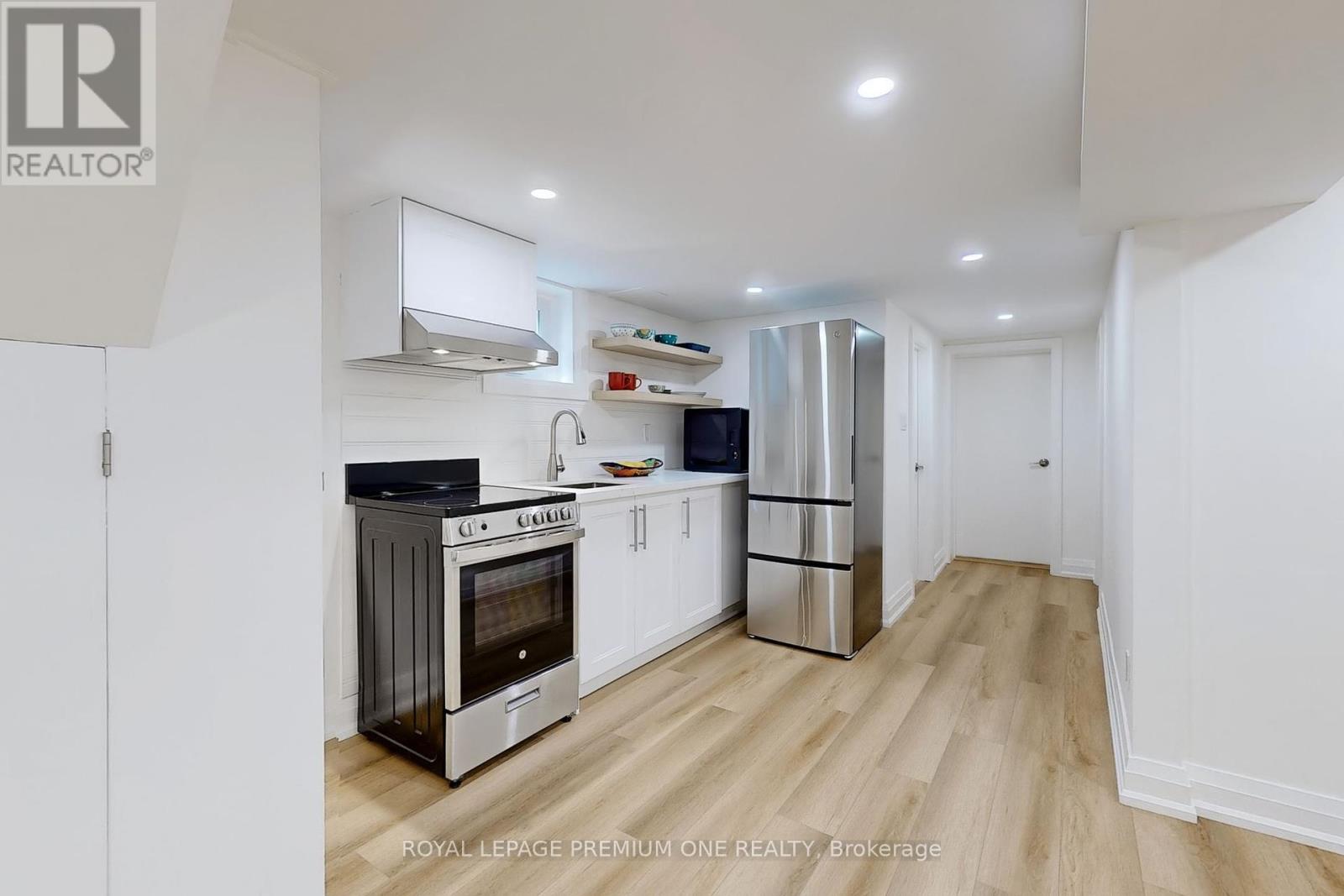 Photo 28 of 106 Cameron Avenue, Toronto ON