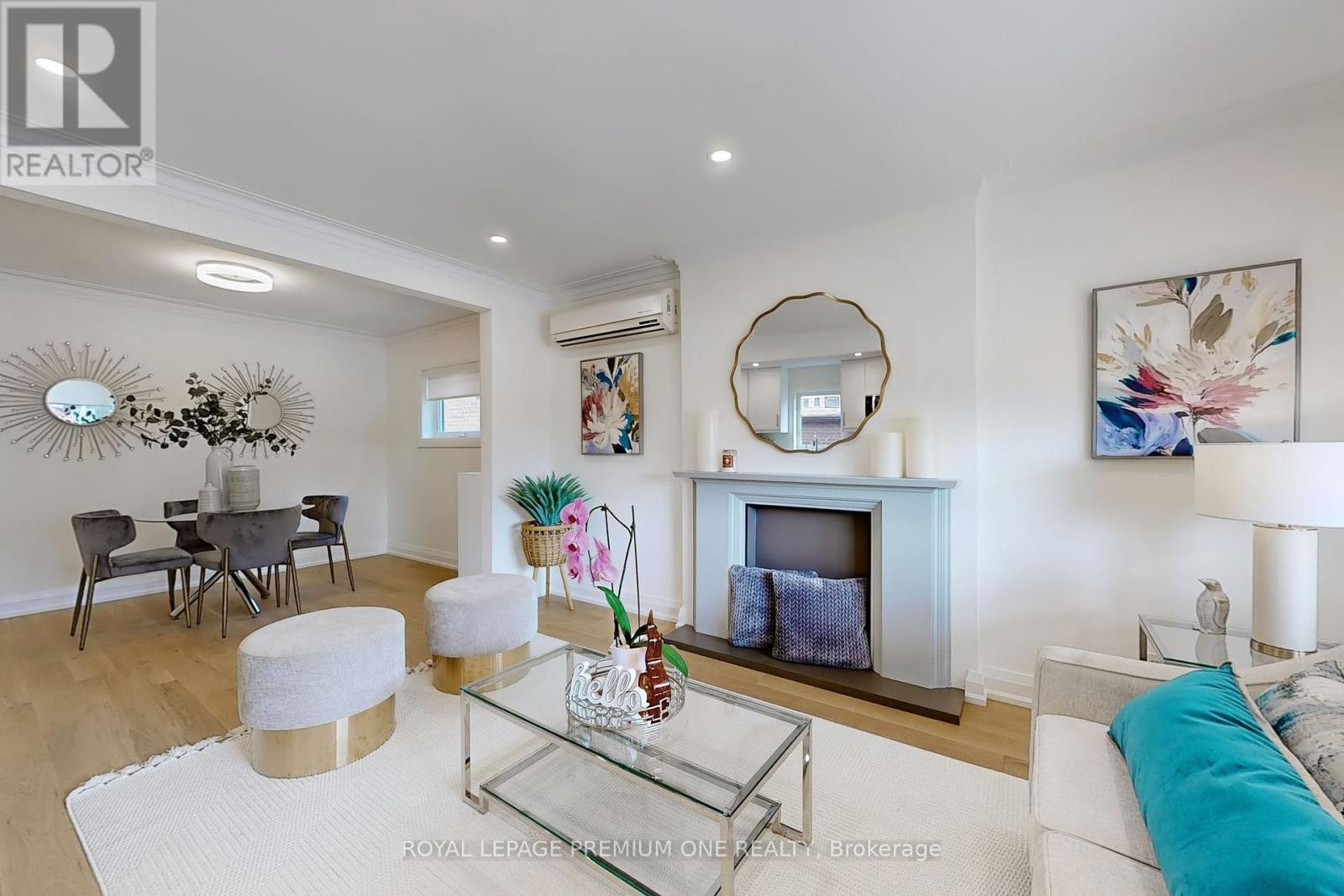 Photo 25 of 106 Cameron Avenue, Toronto ON