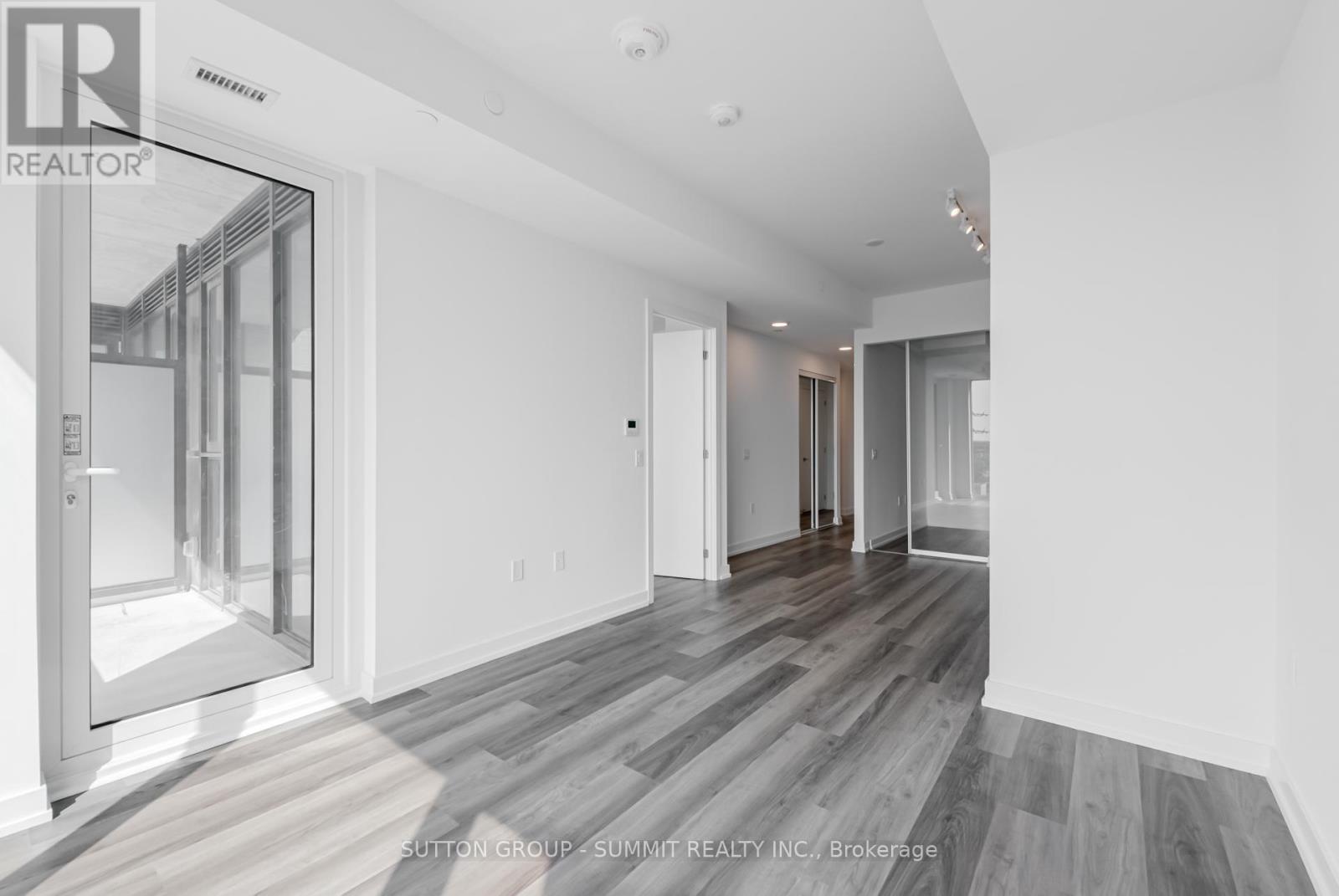 Photo 6 of 510 6 Chartwell Road, Toronto ON