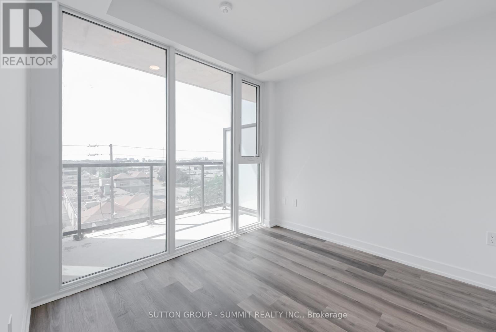 Photo 7 of 510 6 Chartwell Road, Toronto ON