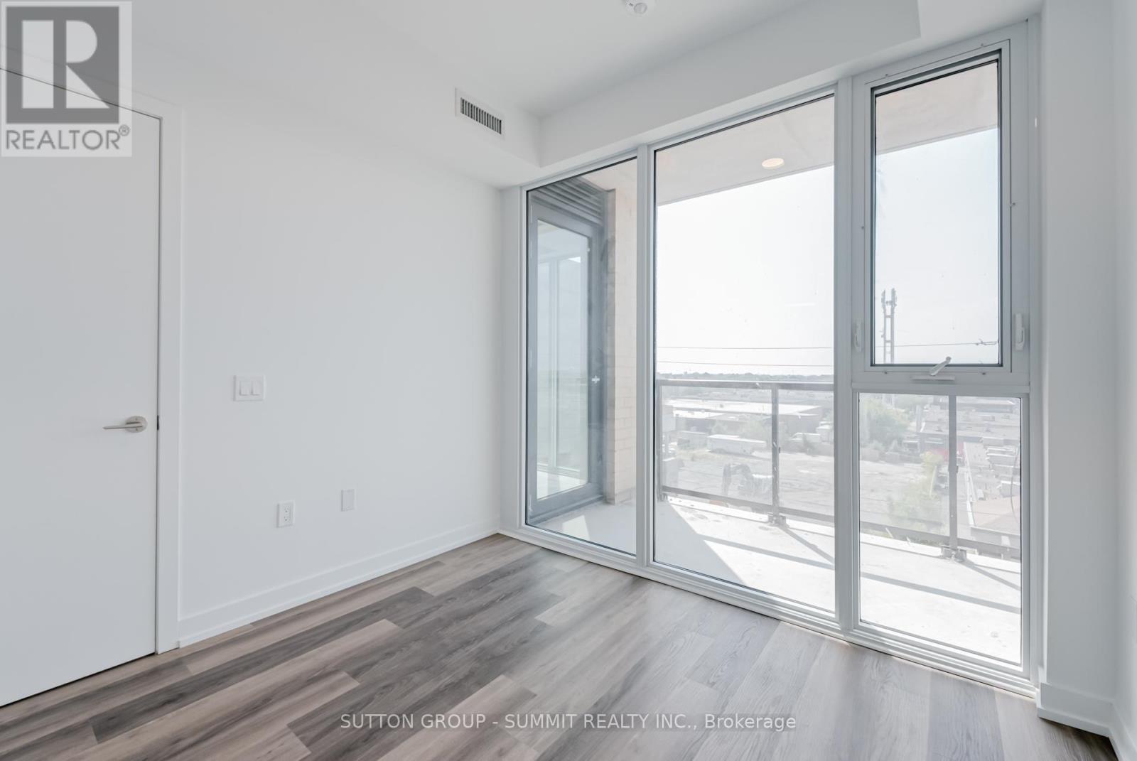 Photo 22 of 510 6 Chartwell Road, Toronto ON