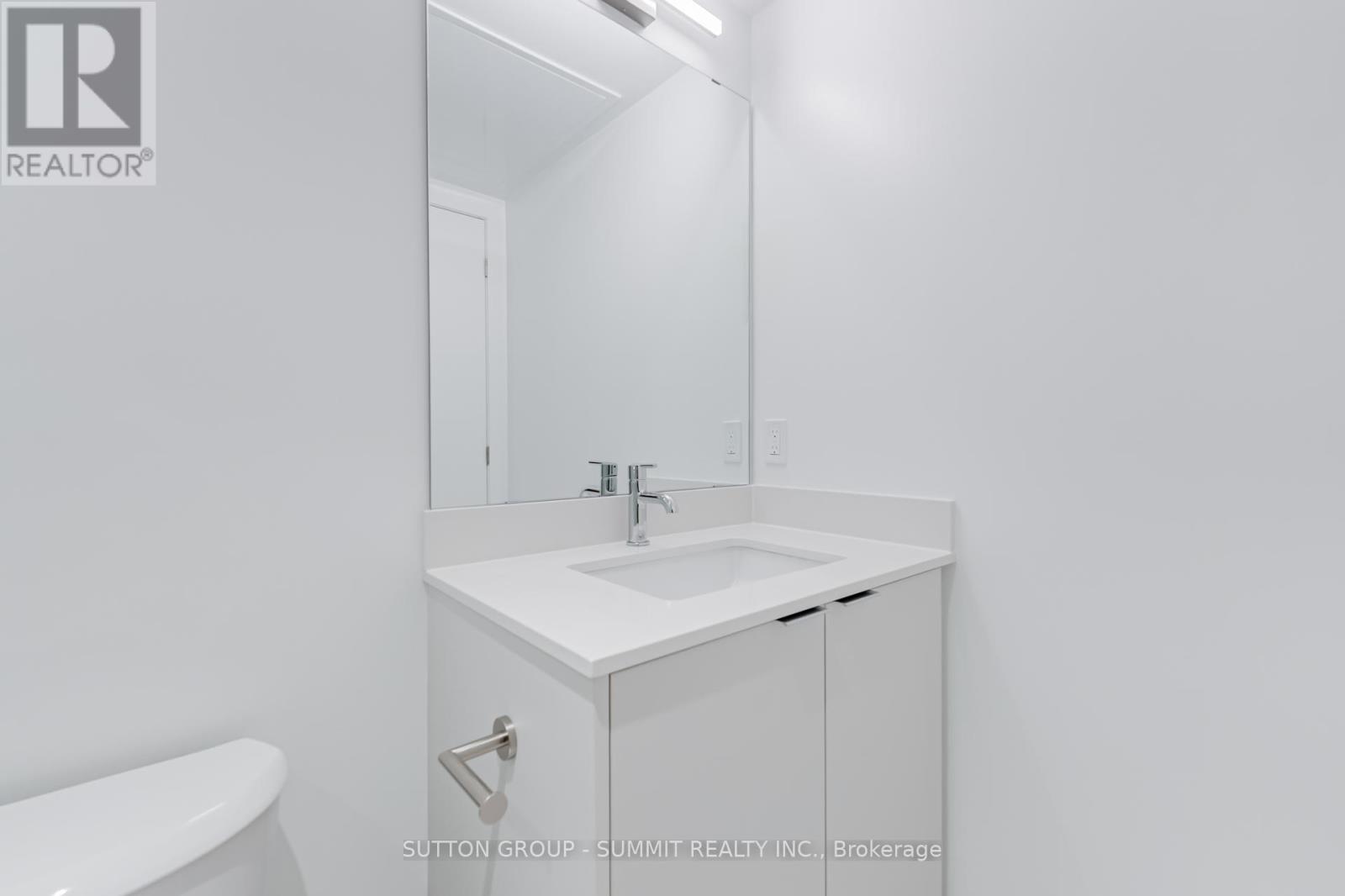 Photo 17 of 510 6 Chartwell Road, Toronto ON