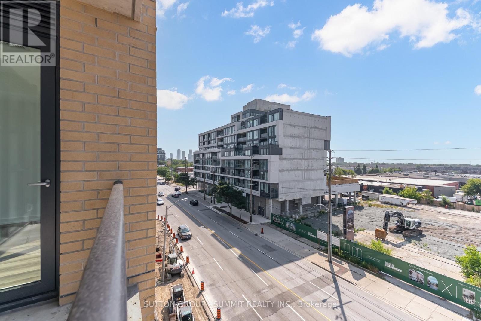 Photo 23 of 510 6 Chartwell Road, Toronto ON