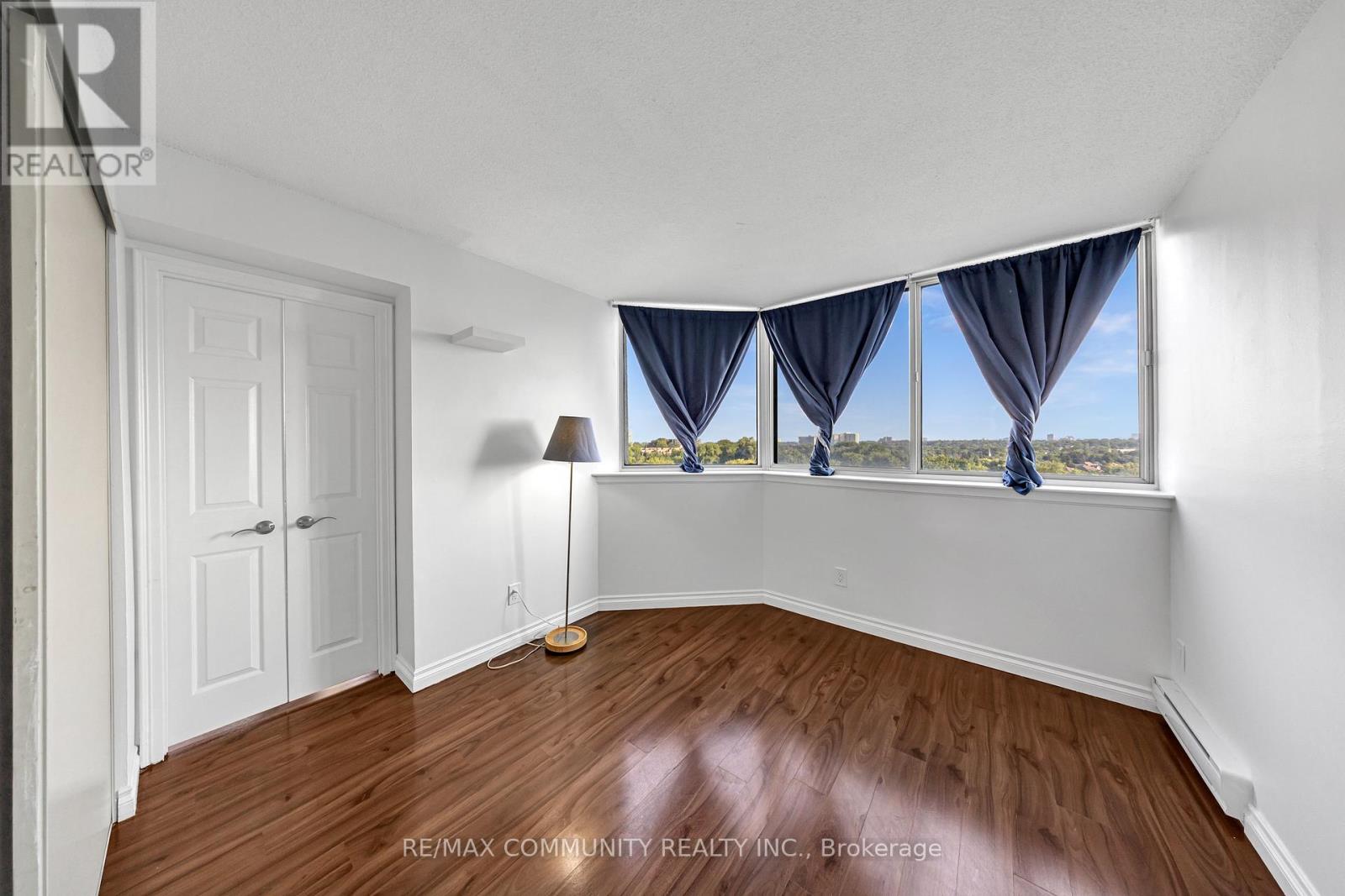 Photo 21 of 908 1360 Rathburn Road E, Mississauga ON
