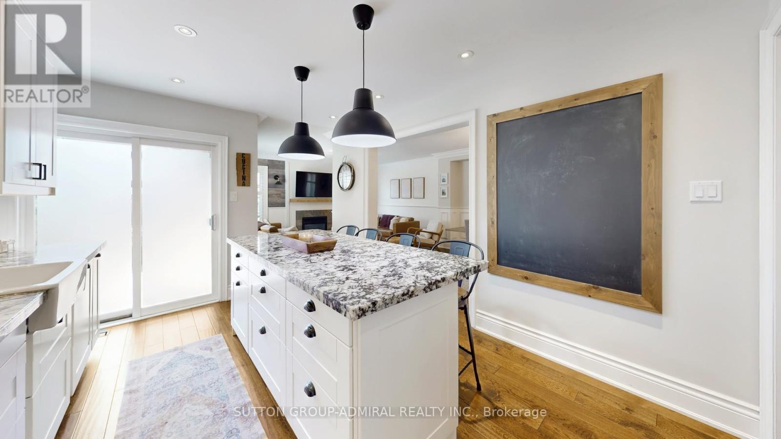 Photo 15 of 8 Ewart Street, Caledon ON