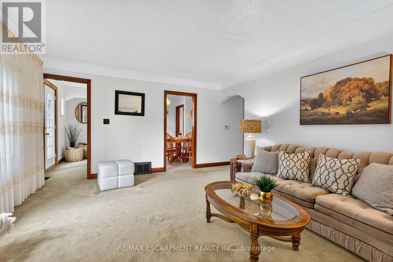 Photo 11 of 961 Danforth Avenue, Burlington ON