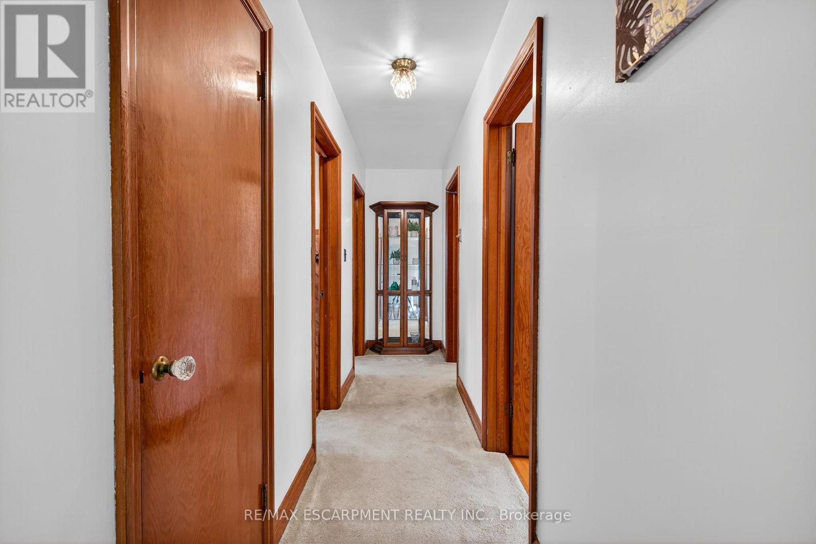 Photo 15 of 961 Danforth Avenue, Burlington ON