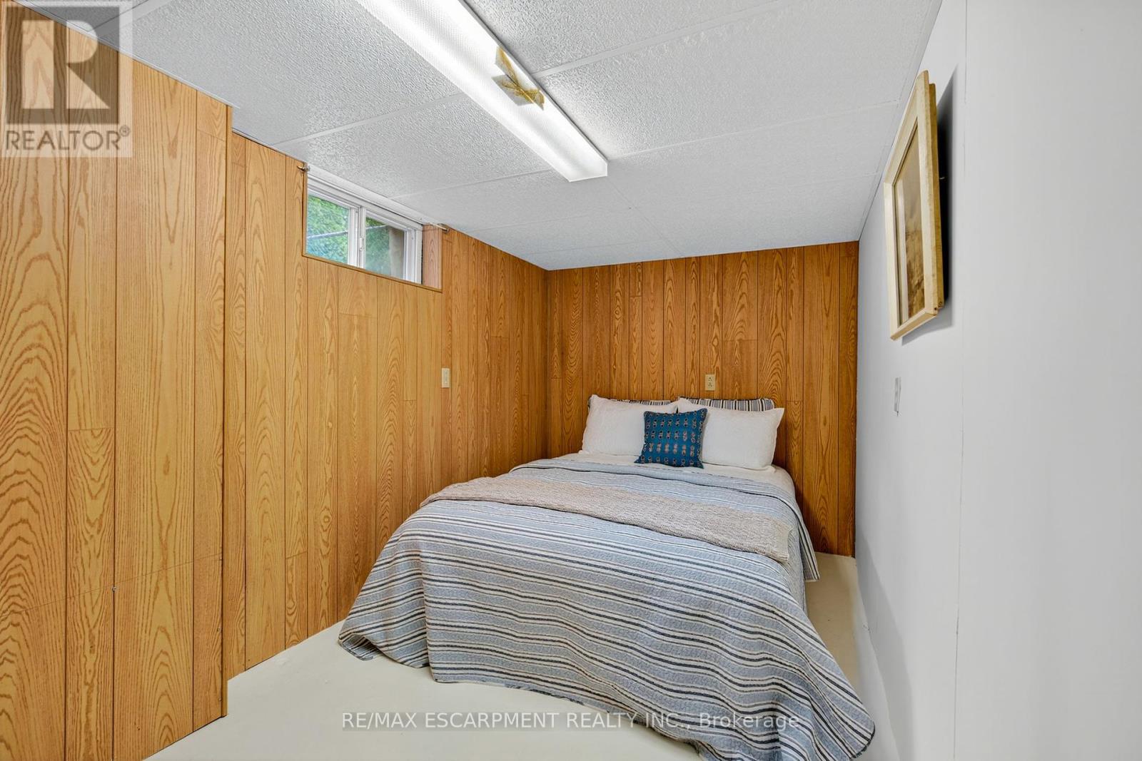Photo 30 of 961 Danforth Avenue, Burlington ON