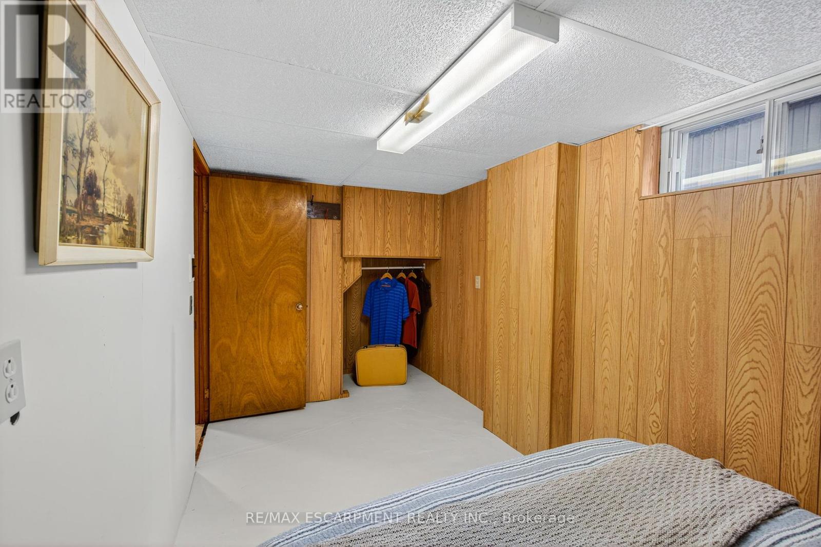 Photo 31 of 961 Danforth Avenue, Burlington ON