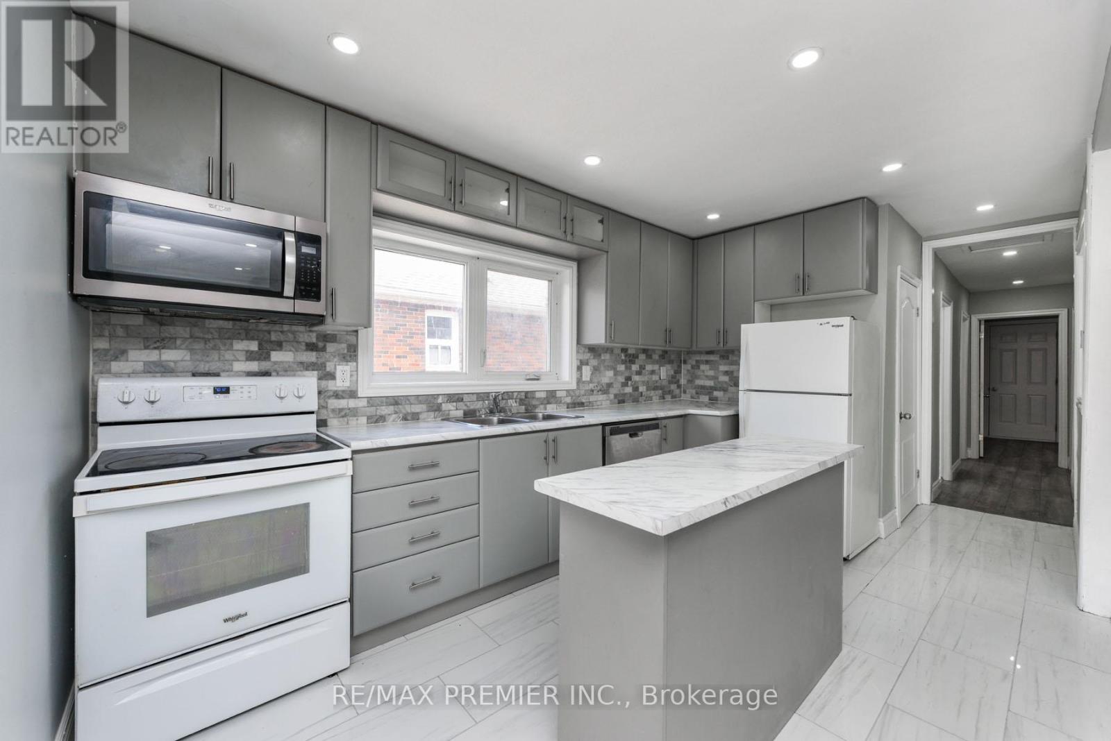 Photo 21 of 23 Rectory Road, Toronto ON