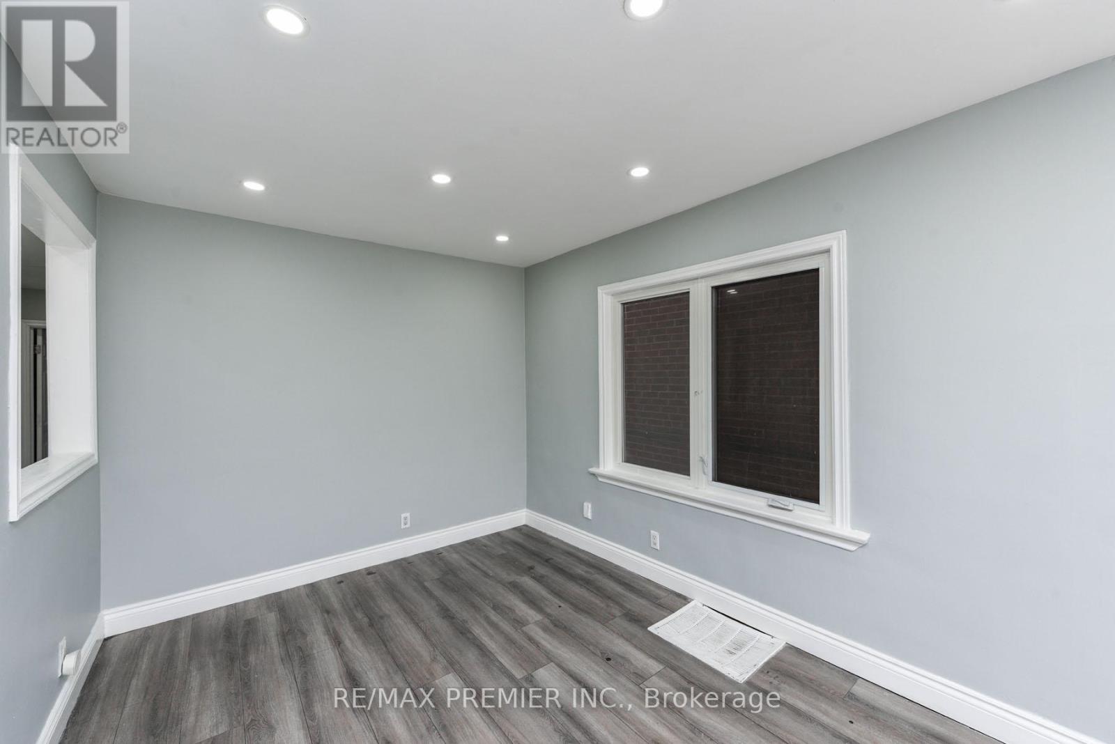Photo 19 of 23 Rectory Road, Toronto ON
