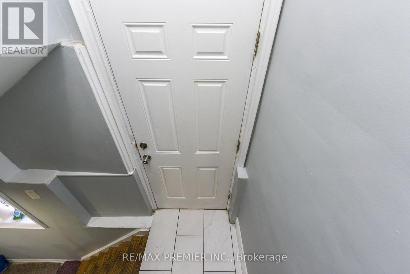 Photo 2 of 23 Rectory Road, Toronto ON