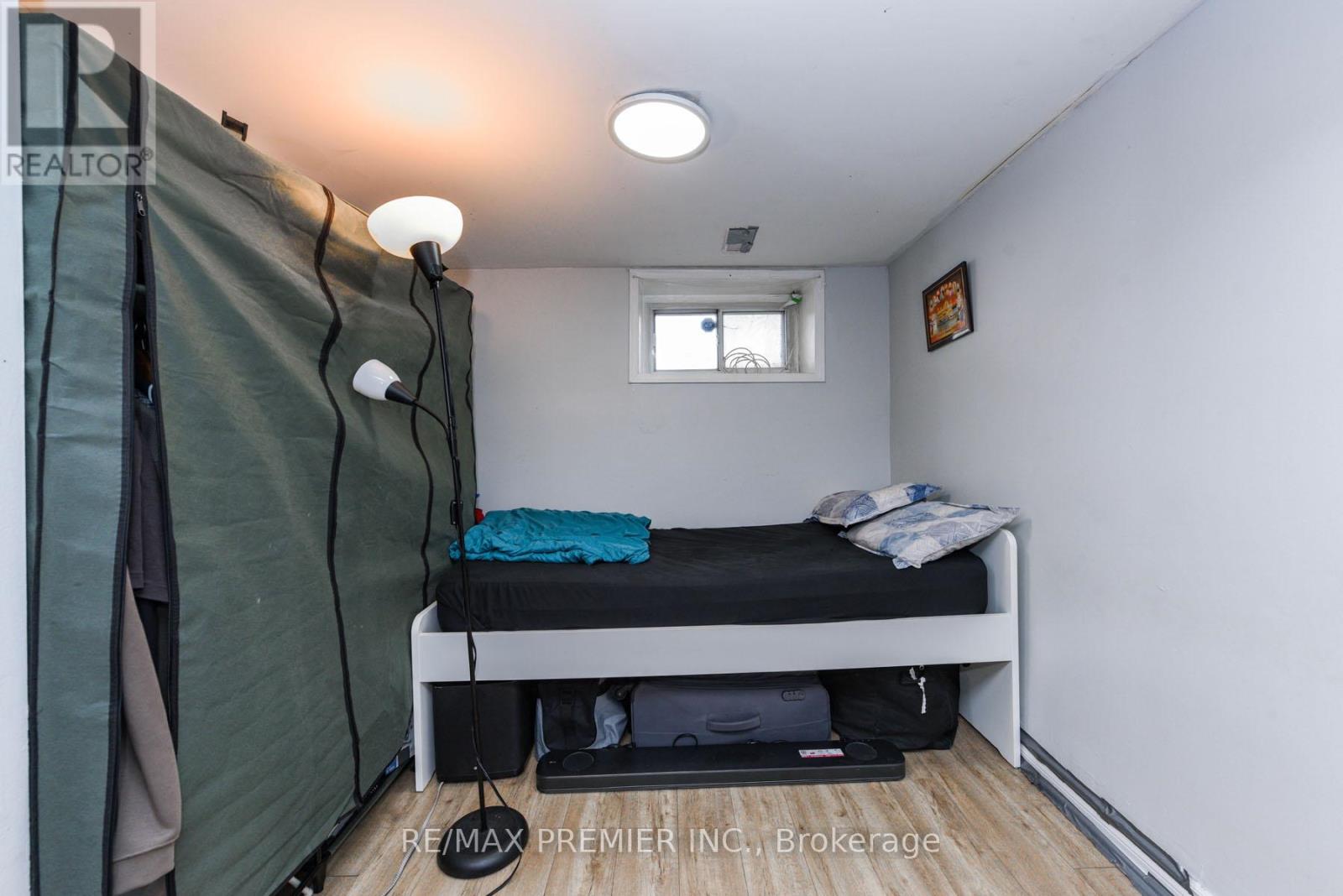 Photo 14 of 23 Rectory Road, Toronto ON