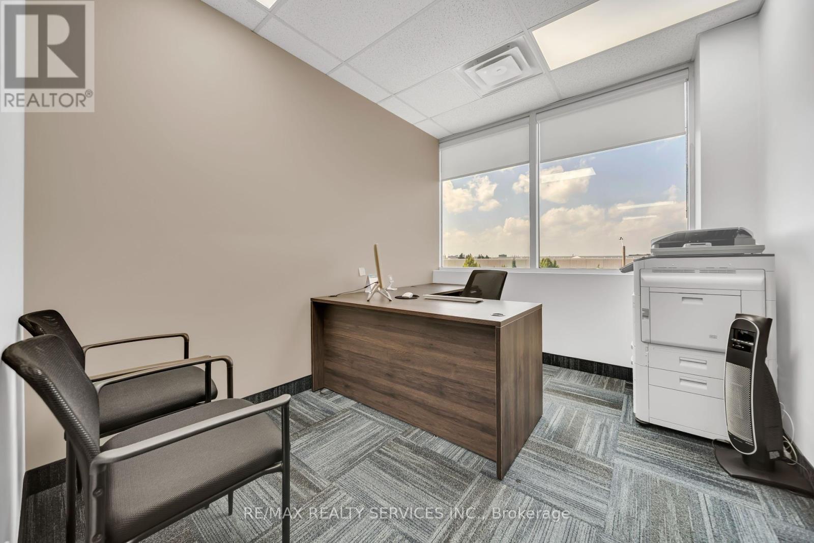 Photo 14 of 204 6660 Kennedy Road, Mississauga ON