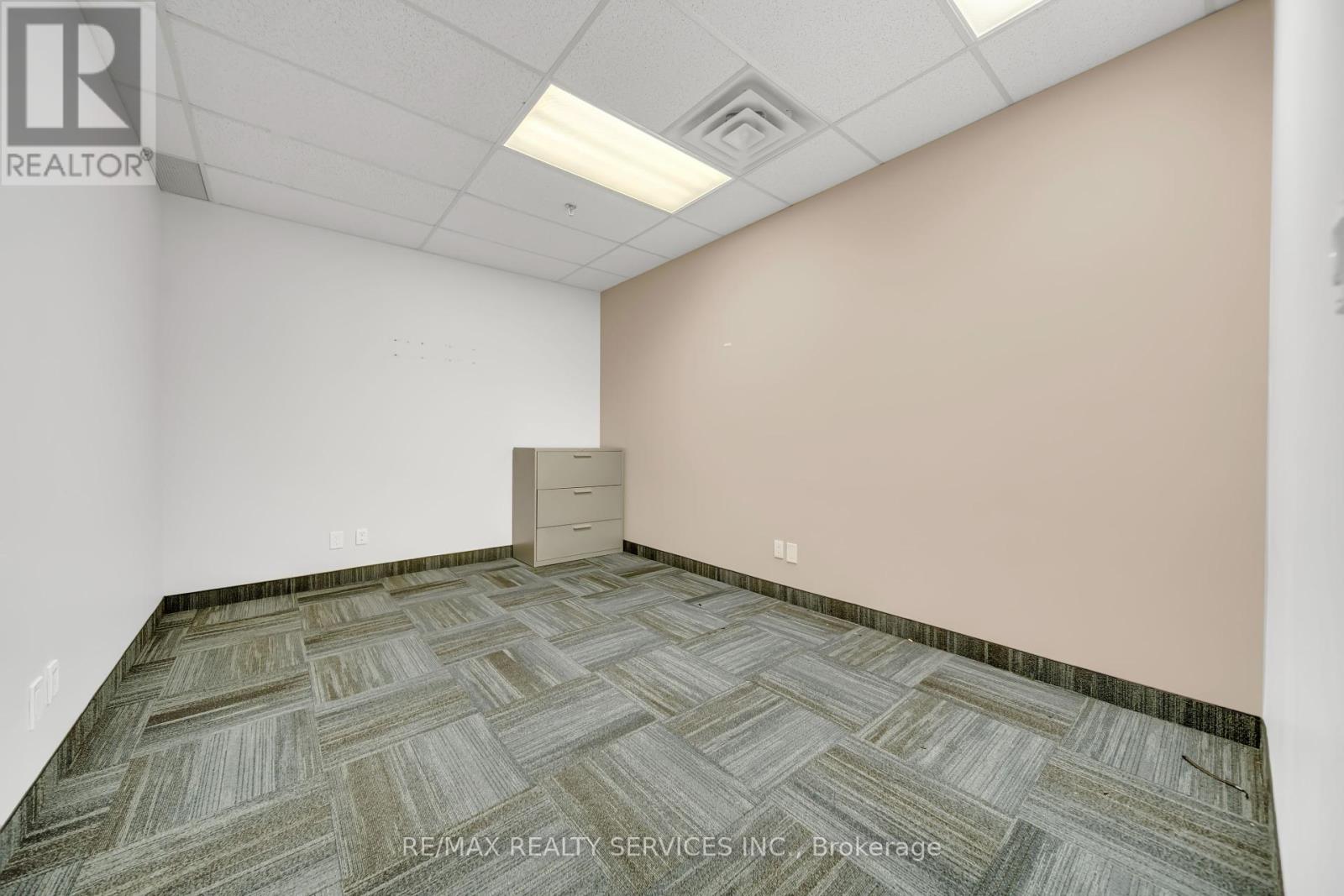 Photo 29 of 204 6660 Kennedy Road, Mississauga ON