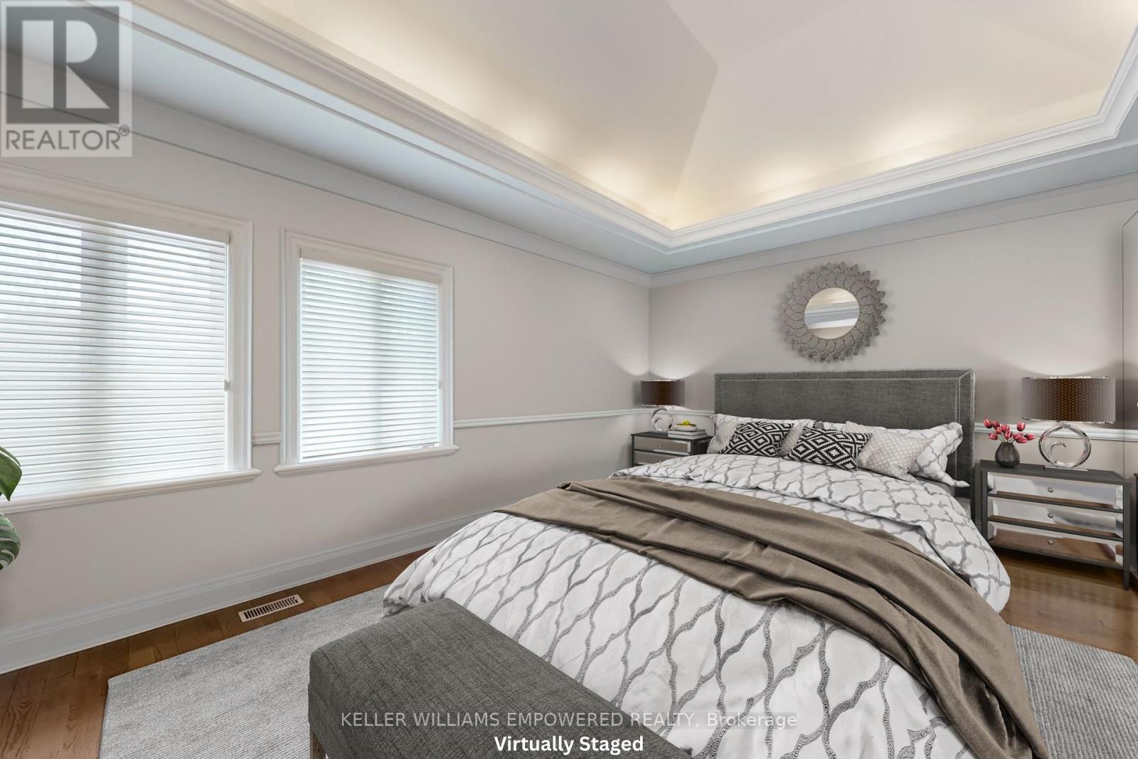 Photo 8 of 90 Humberview Drive, Vaughan ON