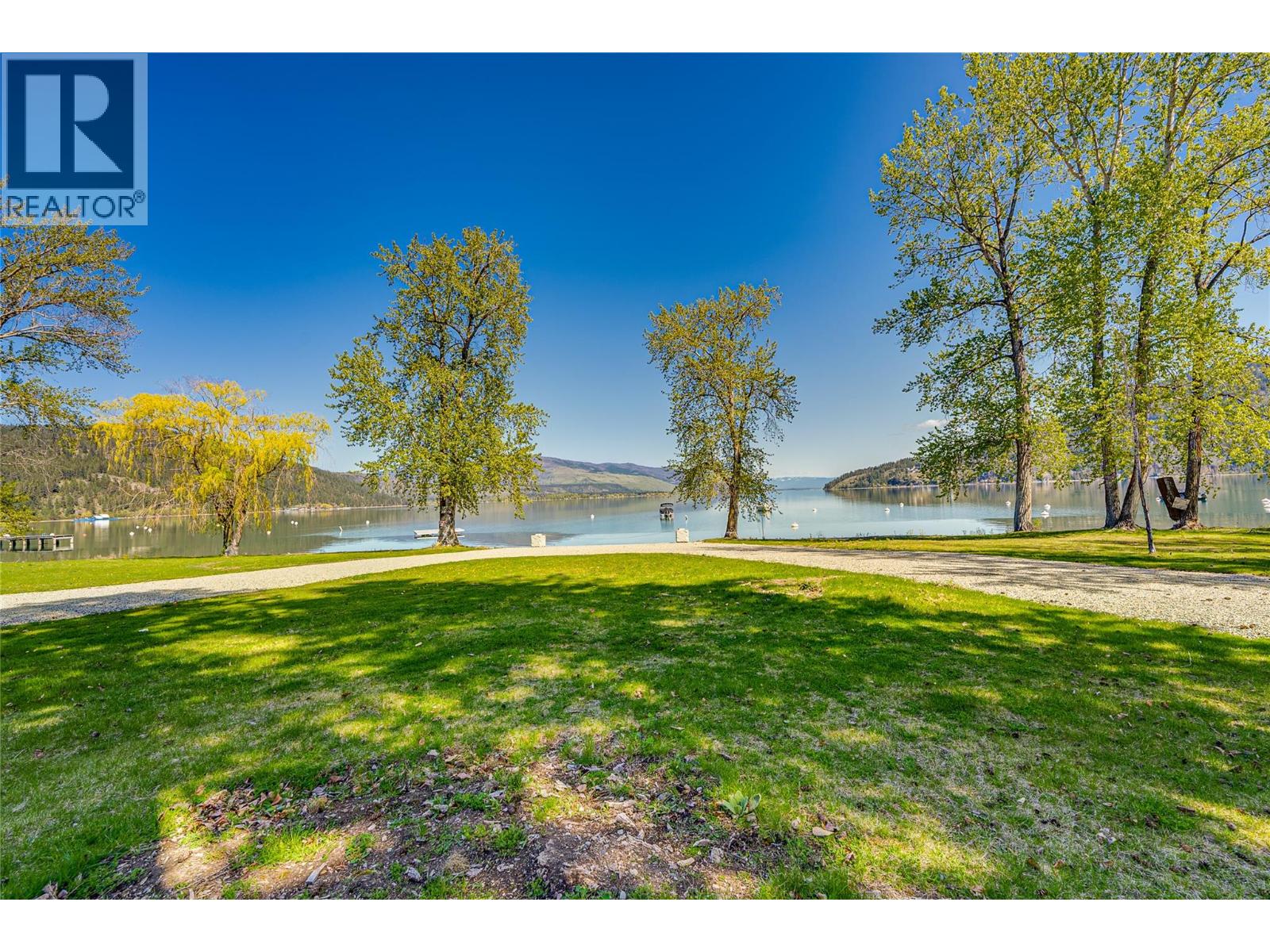  404 Hummingbird Avenue, Vernon