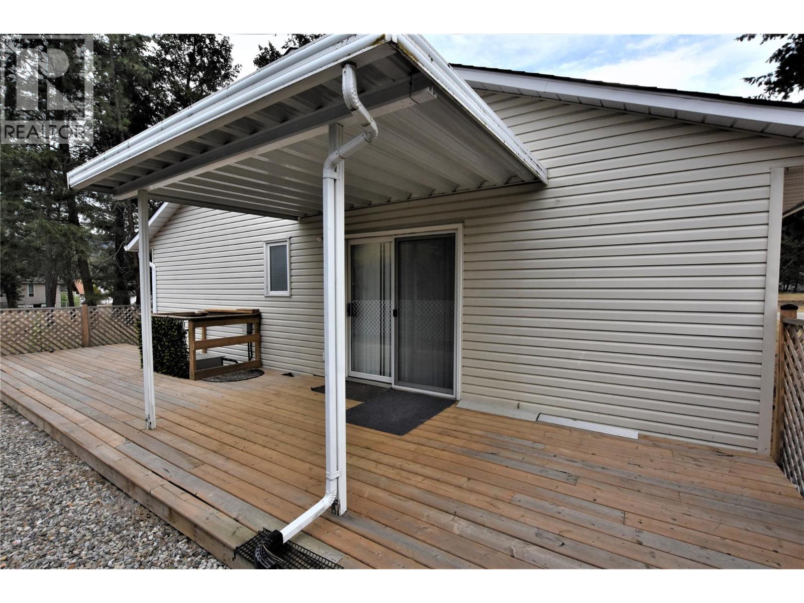  404 Hummingbird Avenue, Vernon