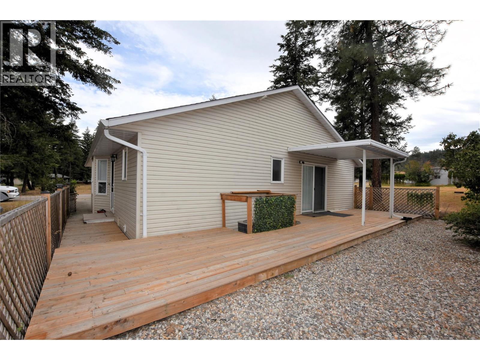  404 Hummingbird Avenue, Vernon