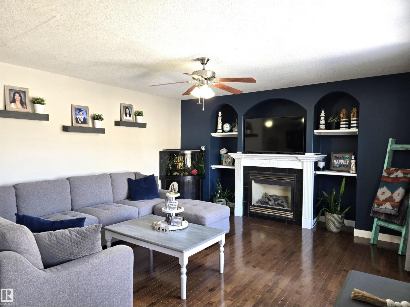 Photo 8 of 6002 55 Av, Beaumont AB