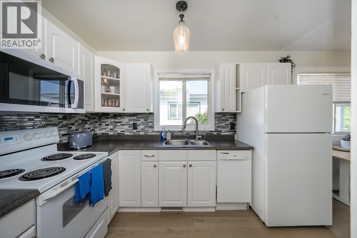 Photo 9 of 1373 Genevieve Crescent, Prince George BC