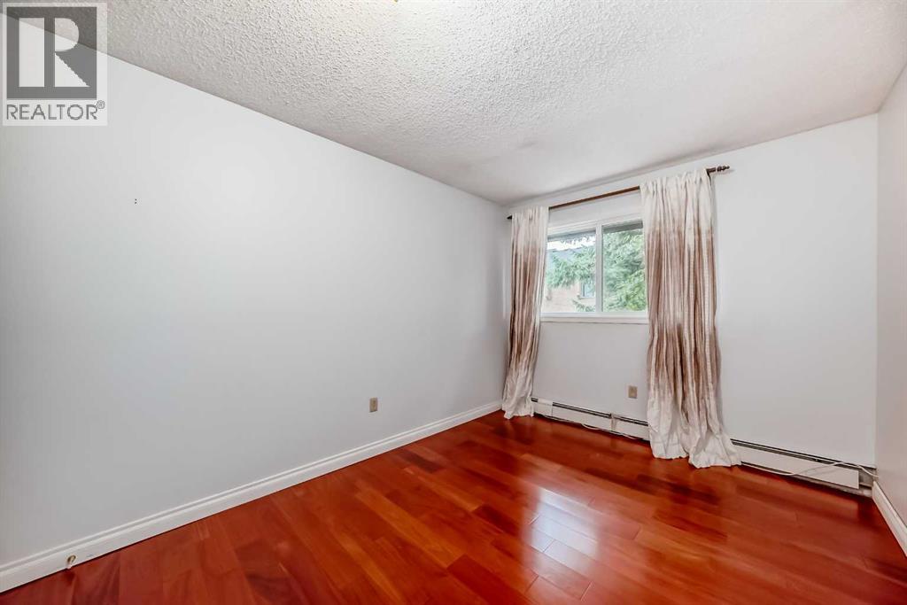 304, 1001 68 Avenue SW, Calgary, Alberta