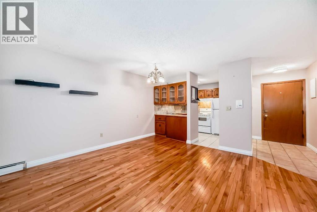 Single Family House for Sale in    Avenue SW Kelvin Grove Calgary 