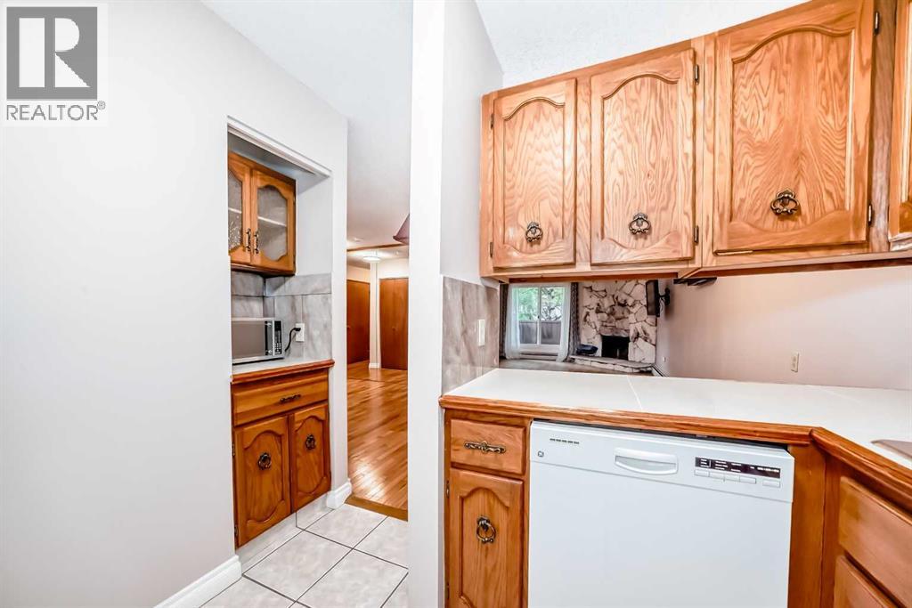 Single Family House for Sale in    Avenue SW Kelvin Grove Calgary 