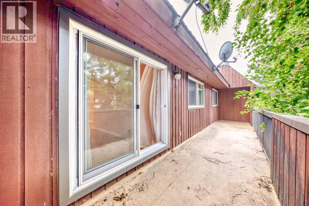 Single Family House for Sale in    Avenue SW Kelvin Grove Calgary 