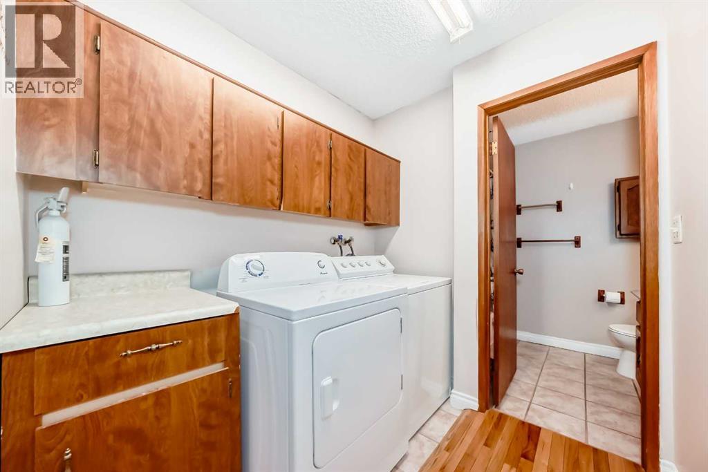 Single Family House for Sale in    Avenue SW Kelvin Grove Calgary 