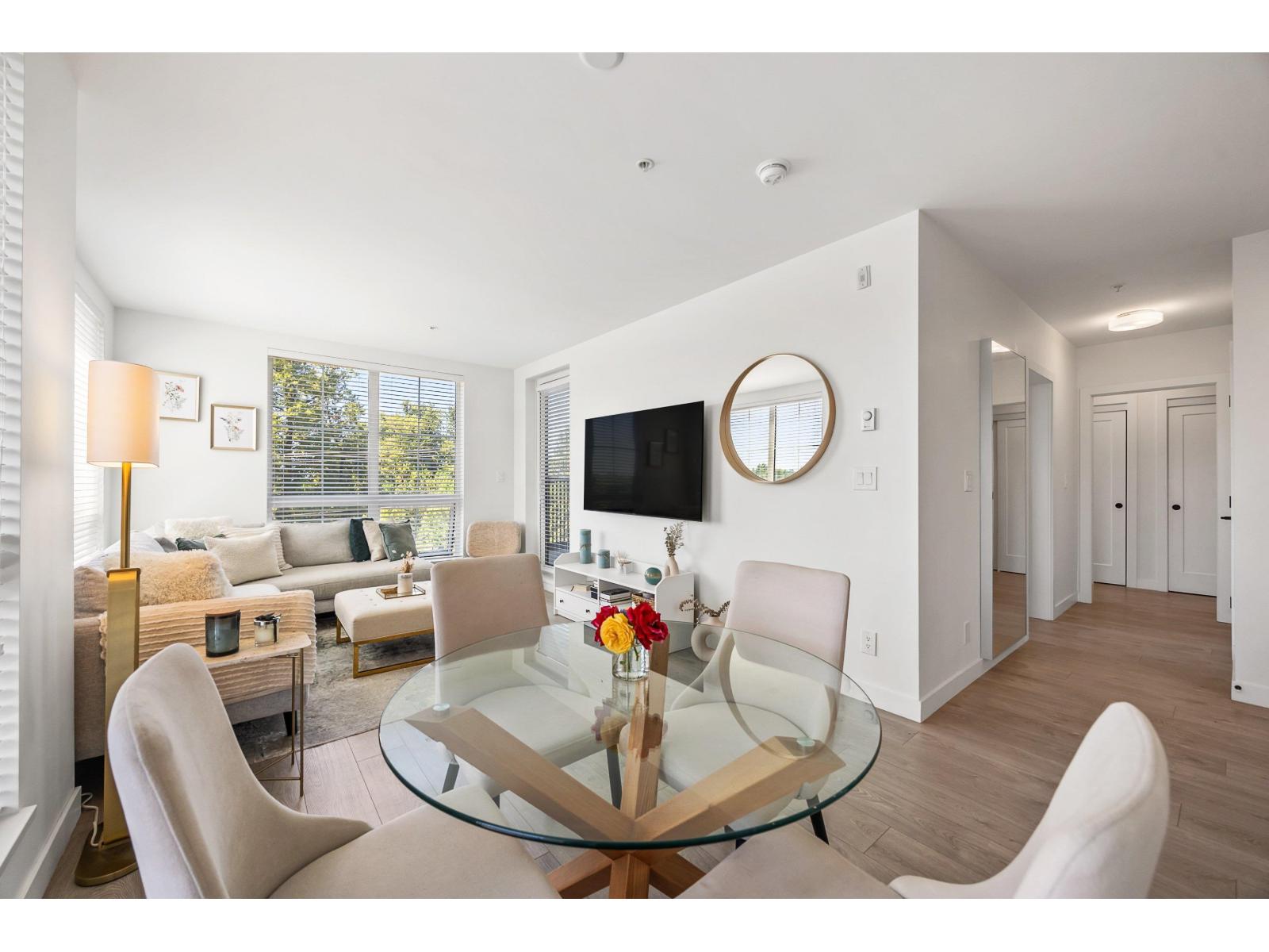 Photo 12 of A 410 20018 83 A Avenue, Langley BC