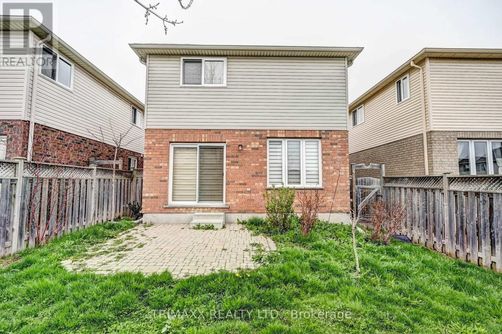 Photo 10 of 419 Tealby Crescent, Waterloo ON