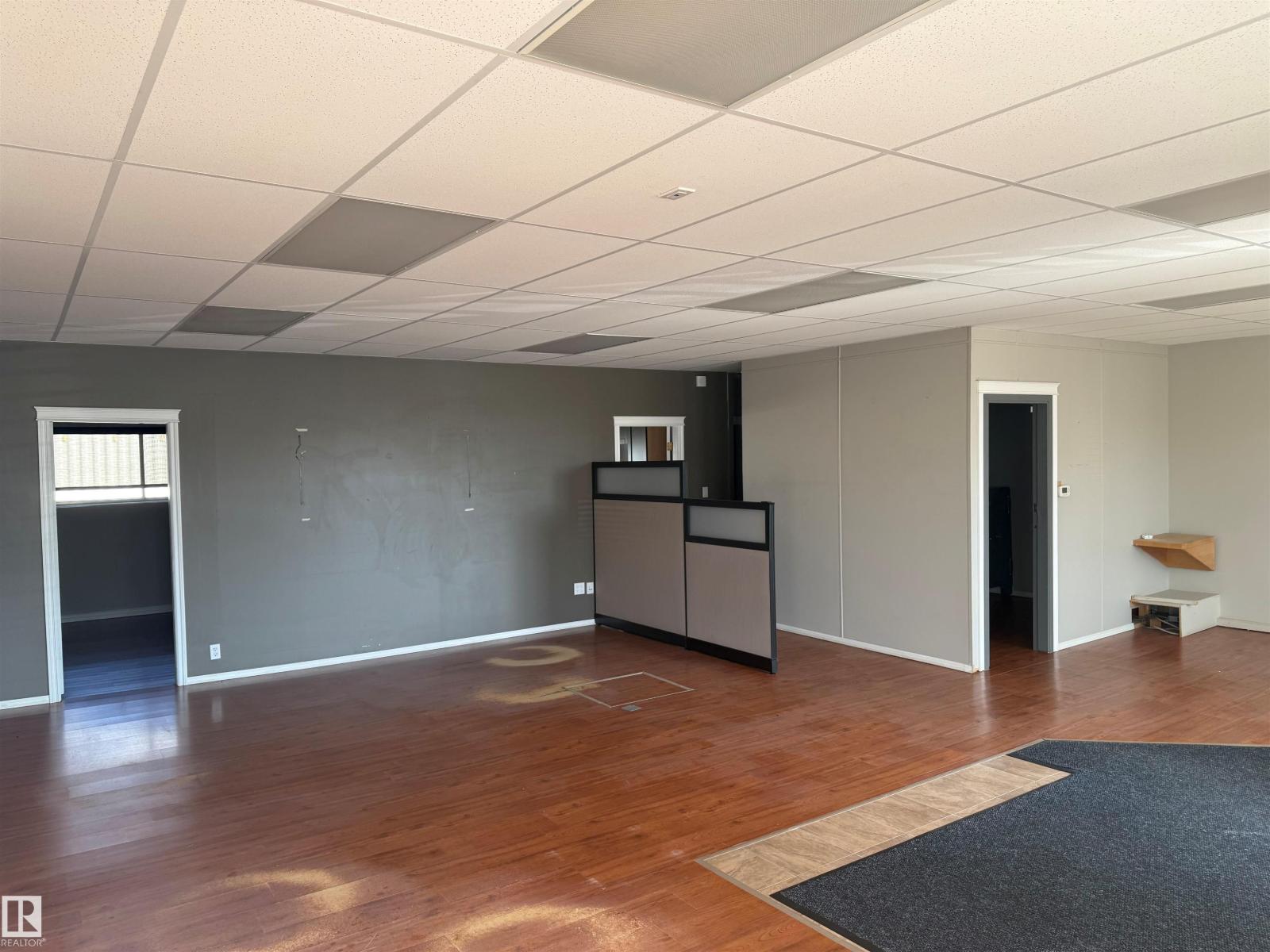 Photo 14 of 5013 50 St, Daysland AB