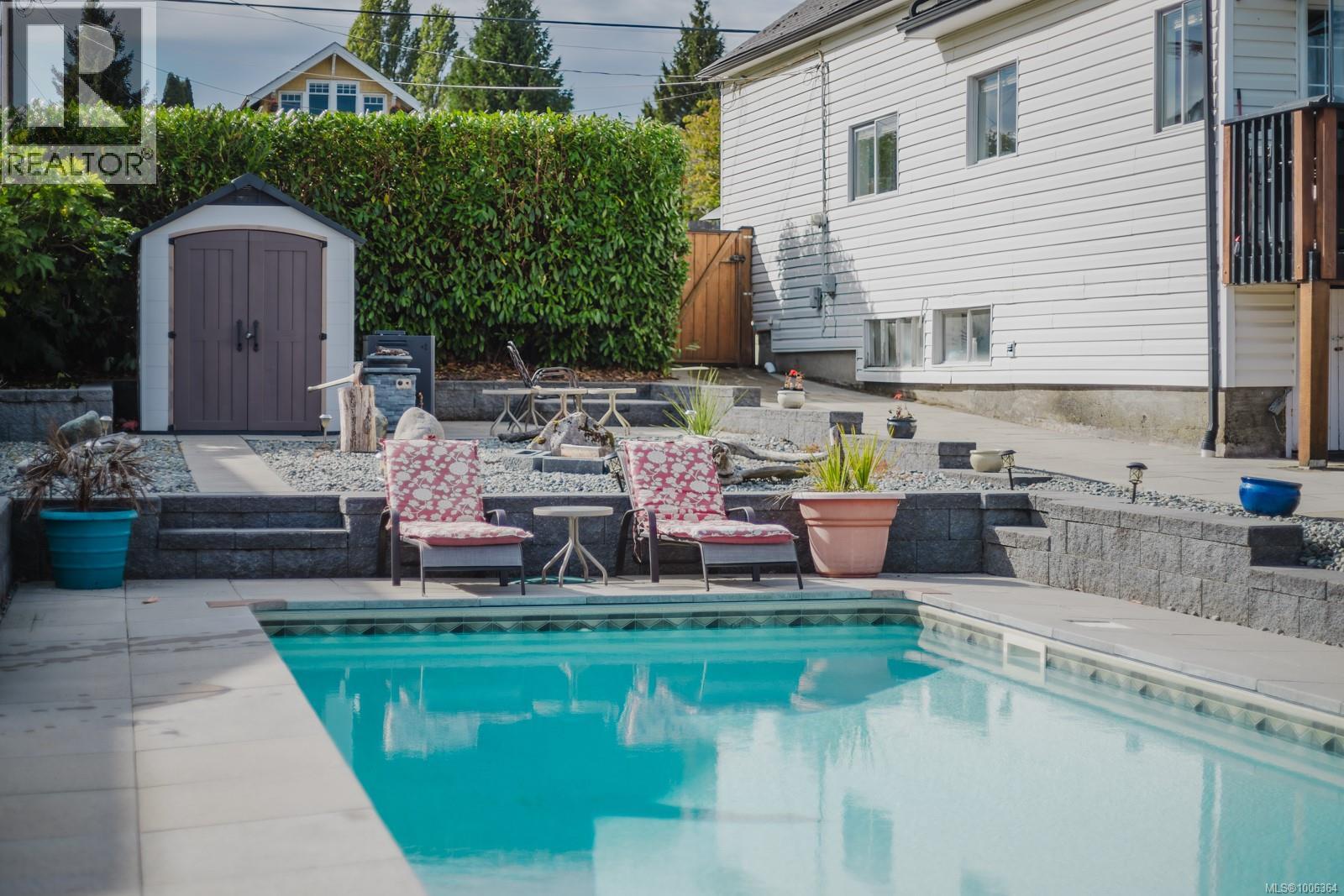Photo 17 of 446 Kennedy St, Nanaimo BC