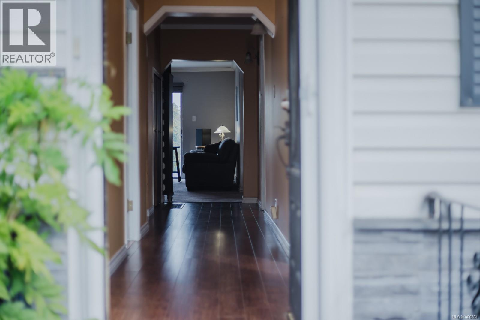 Photo 37 of 446 Kennedy St, Nanaimo BC