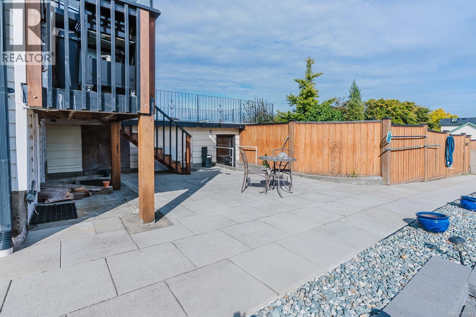 Photo 31 of 446 Kennedy St, Nanaimo BC