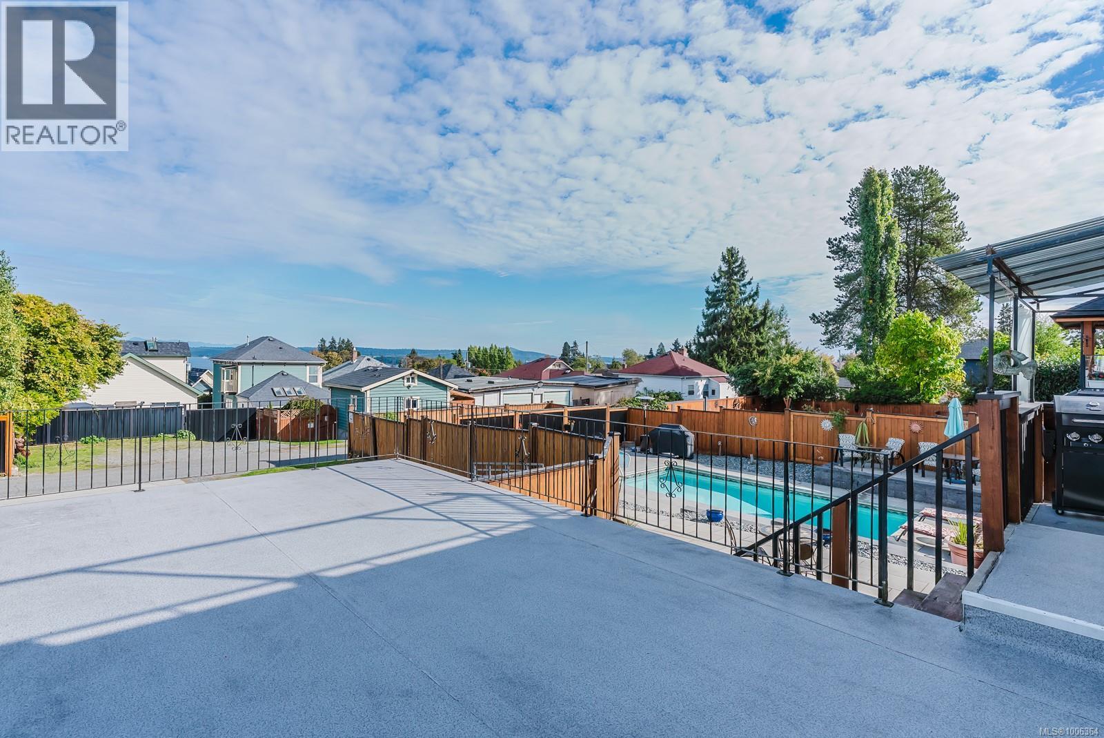Photo 33 of 446 Kennedy St, Nanaimo BC