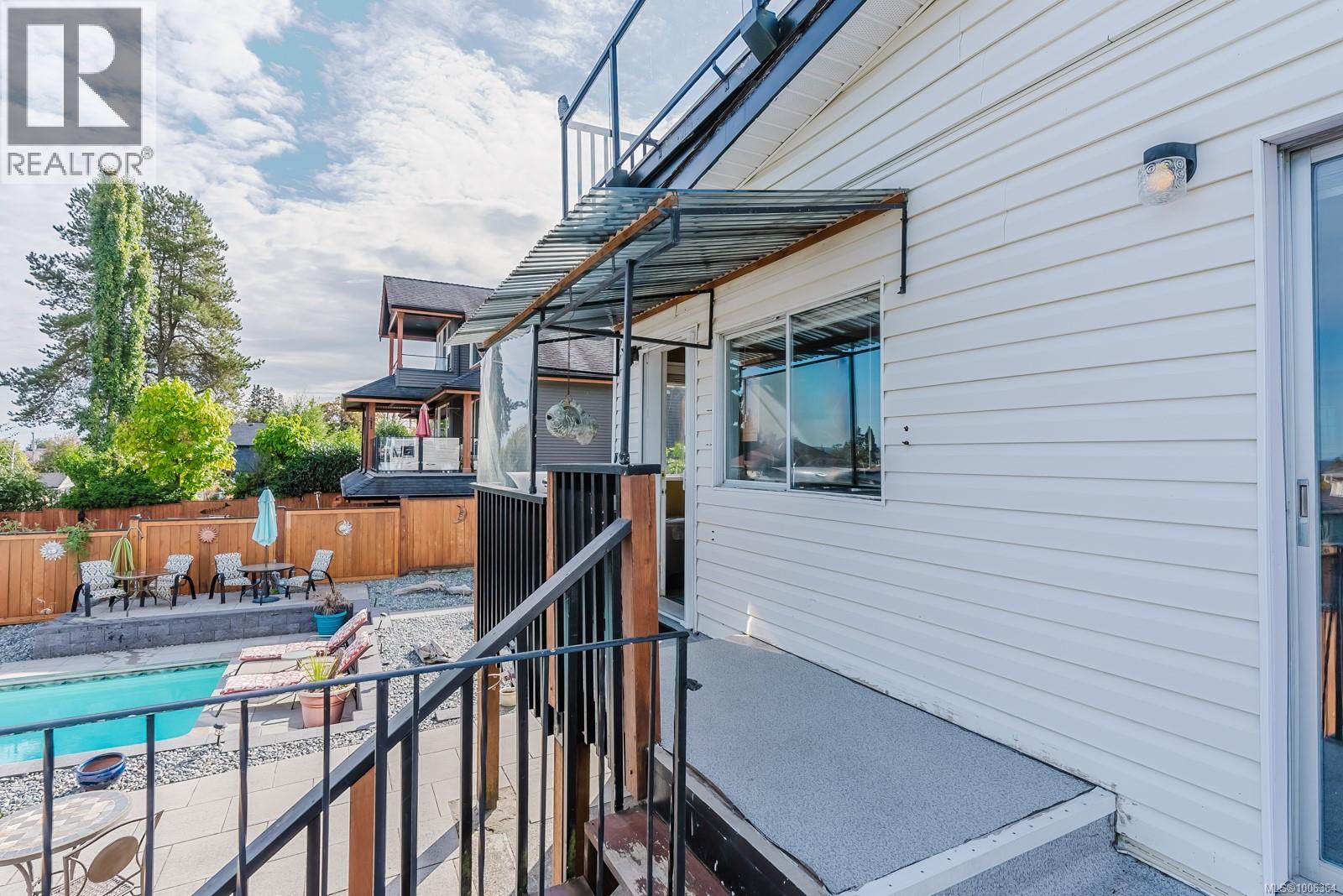 Photo 35 of 446 Kennedy St, Nanaimo BC