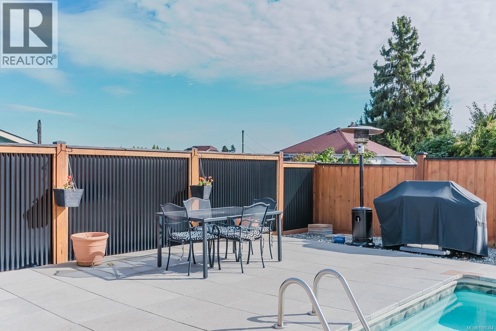 Photo 27 of 446 Kennedy St, Nanaimo BC