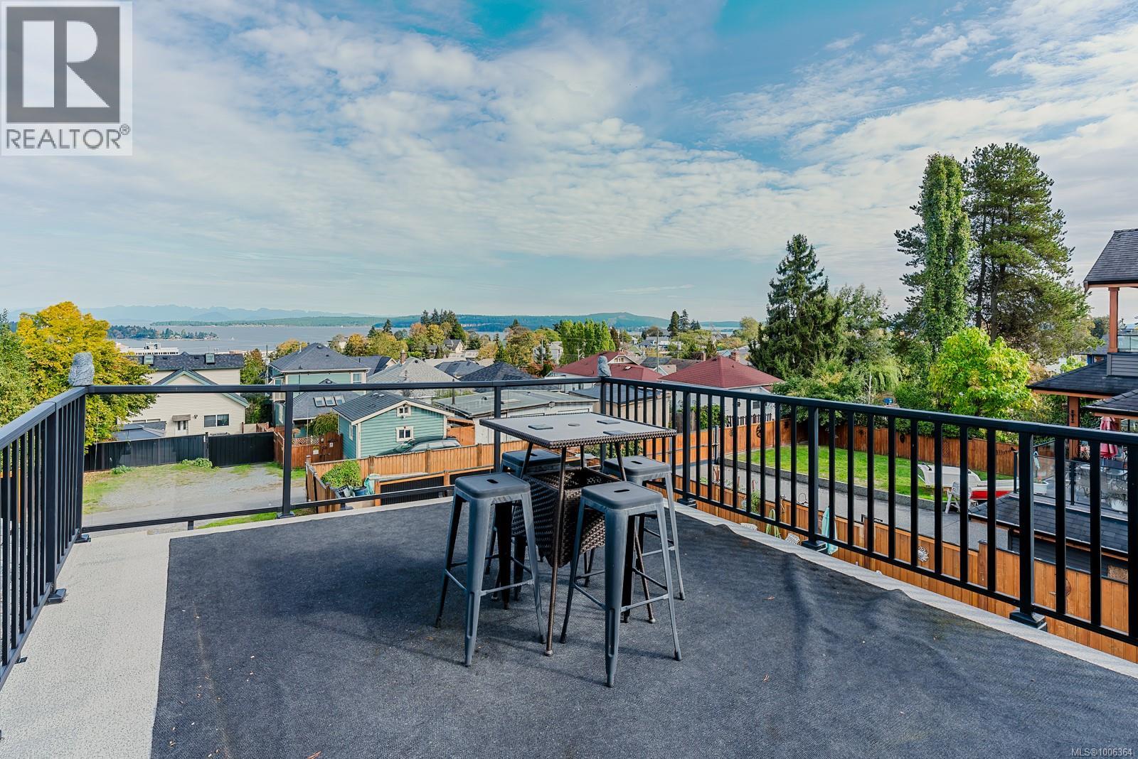 Photo 77 of 446 Kennedy St, Nanaimo BC