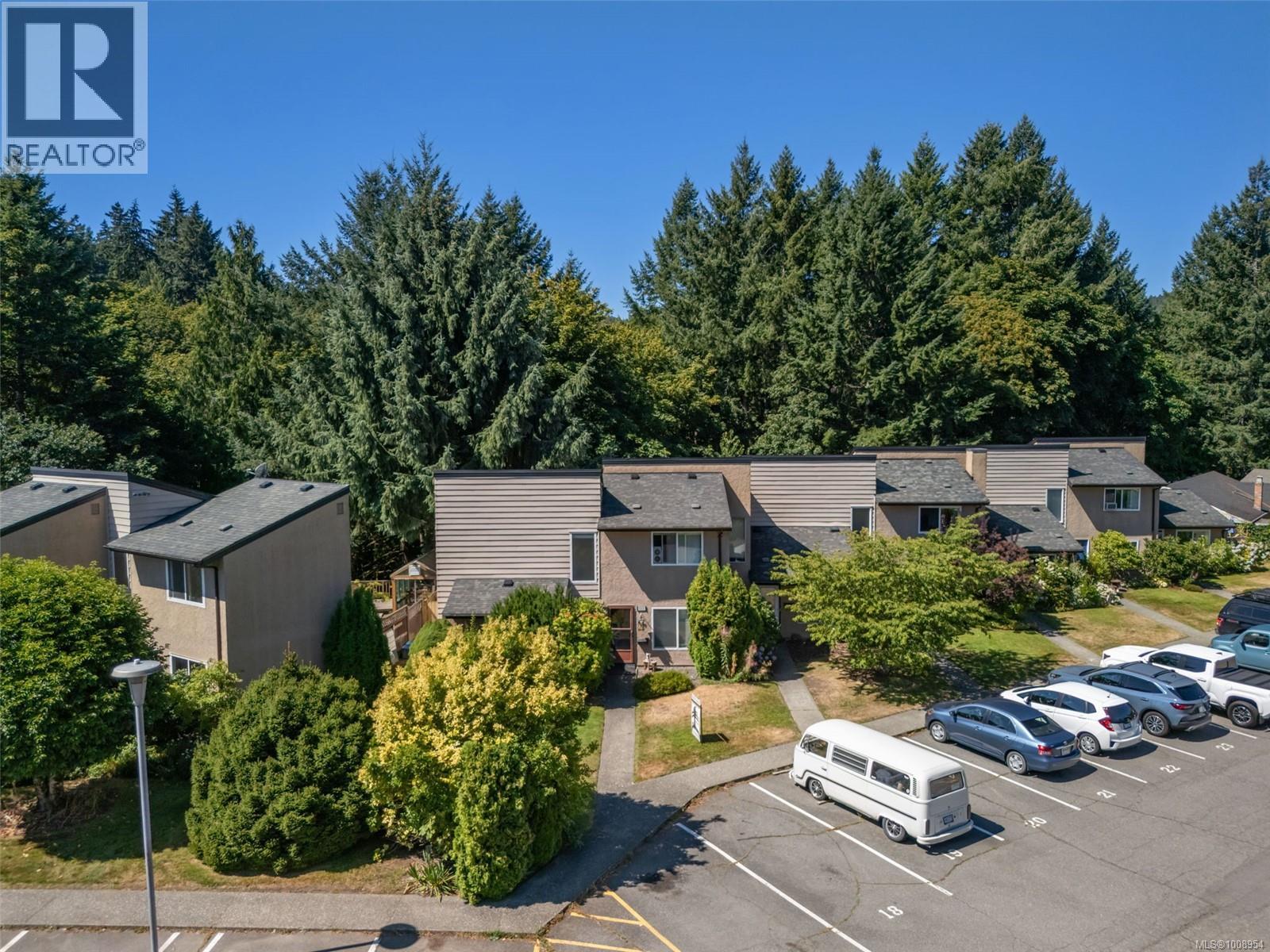 Photo 33 of 111 2860 Sooke Lake Rd, Langford BC
