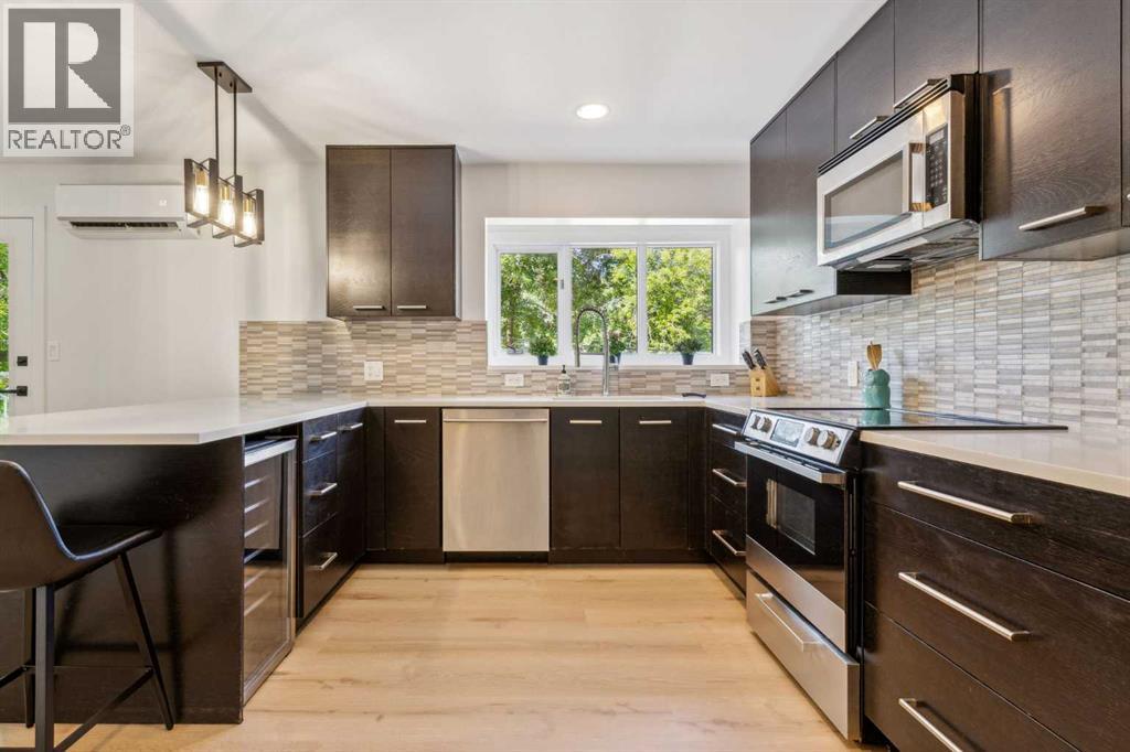 Single Family House for Sale in    Avenue SW Lower Mount Royal Calgary 
