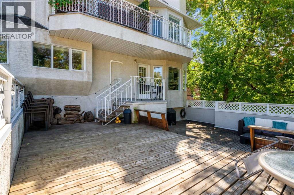 Single Family House for Sale in    Avenue SW Lower Mount Royal Calgary 