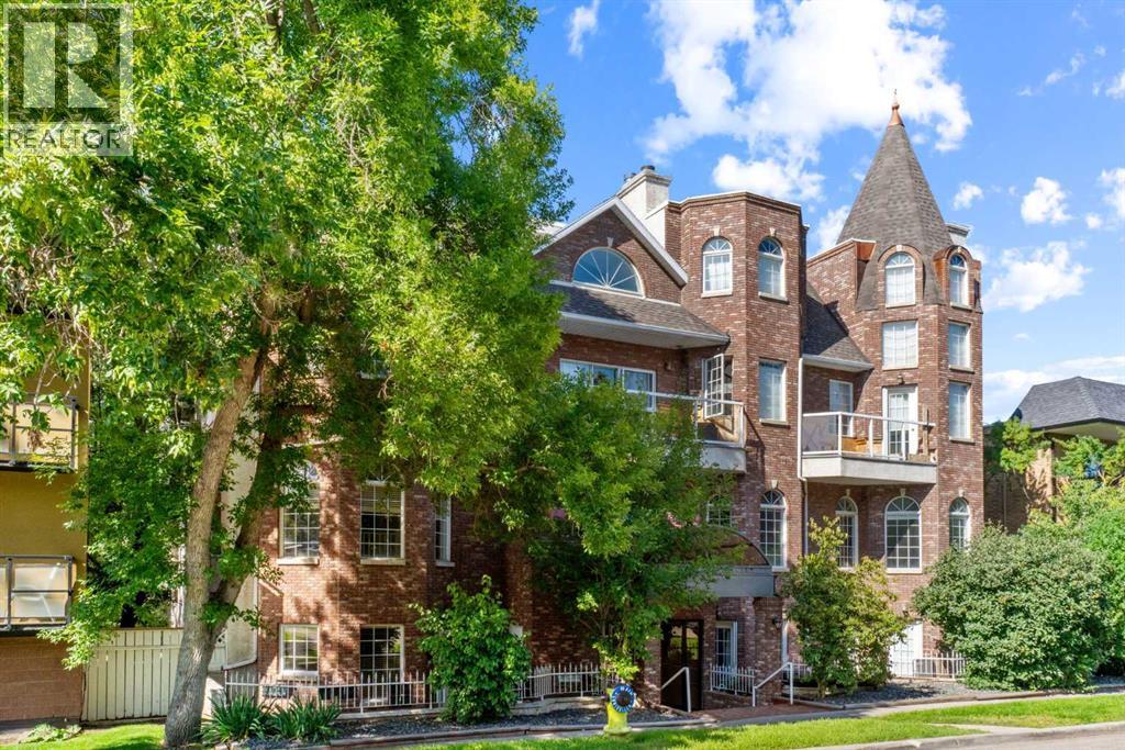 Single Family House for Sale in    Avenue SW Lower Mount Royal Calgary 