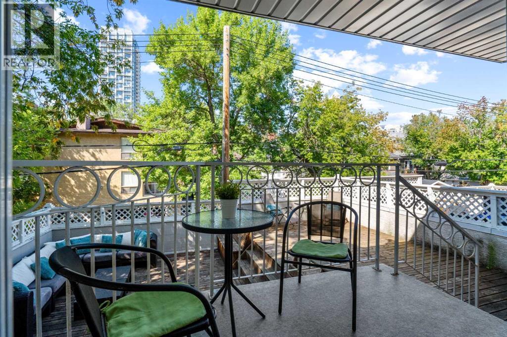 Single Family House for Sale in    Avenue SW Lower Mount Royal Calgary 