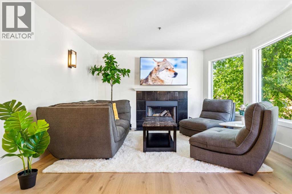Single Family House for Sale in    Avenue SW Lower Mount Royal Calgary 